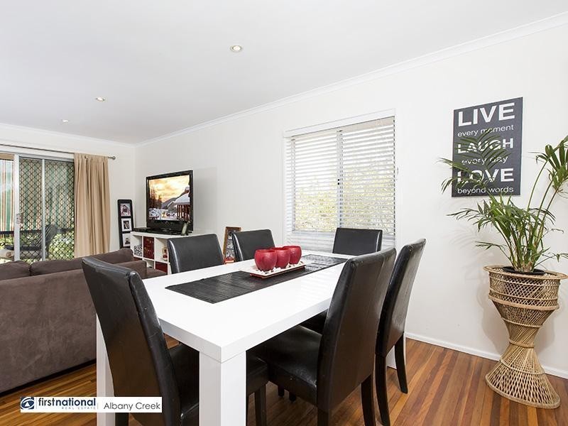 4 Hampshire Terrace, Albany Creek QLD 4035