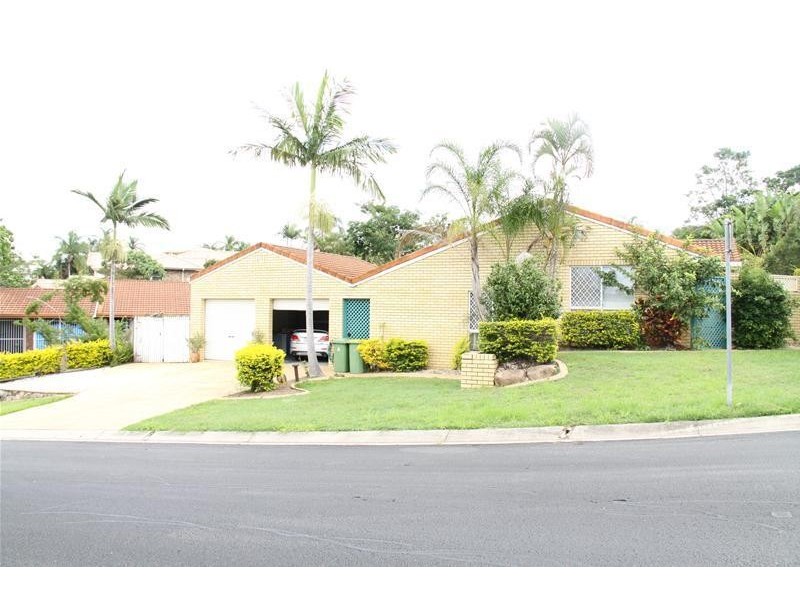 2 Simpson Court, Albany Creek QLD 4035