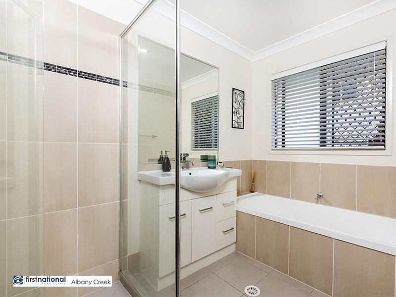 1 Crowe Close, Mcdowall QLD 4053