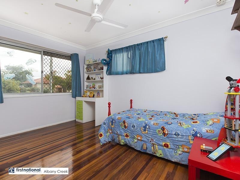 4 Waratah Street, Albany Creek QLD 4035