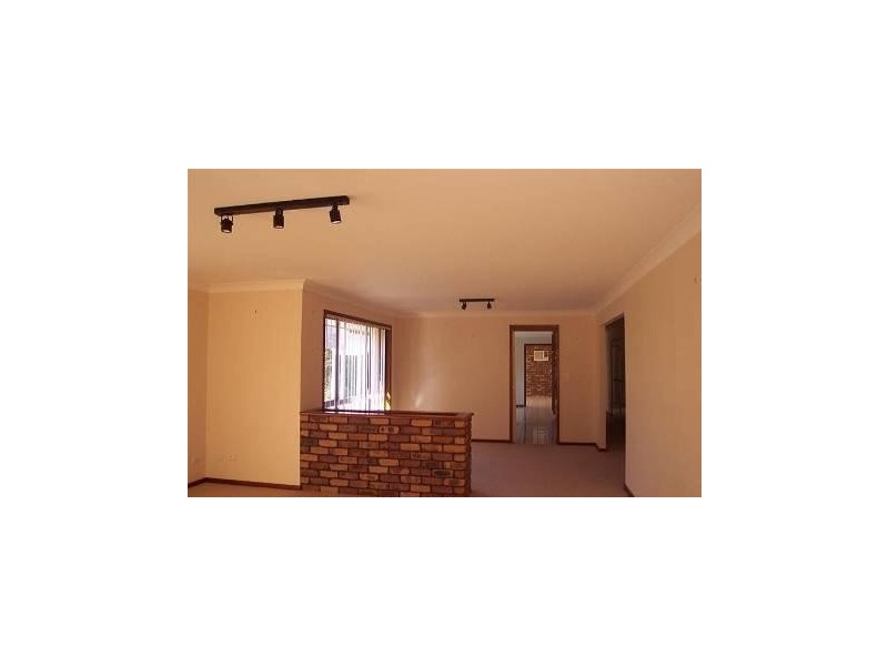 19 Daniel Drive, Albany Creek QLD 4035