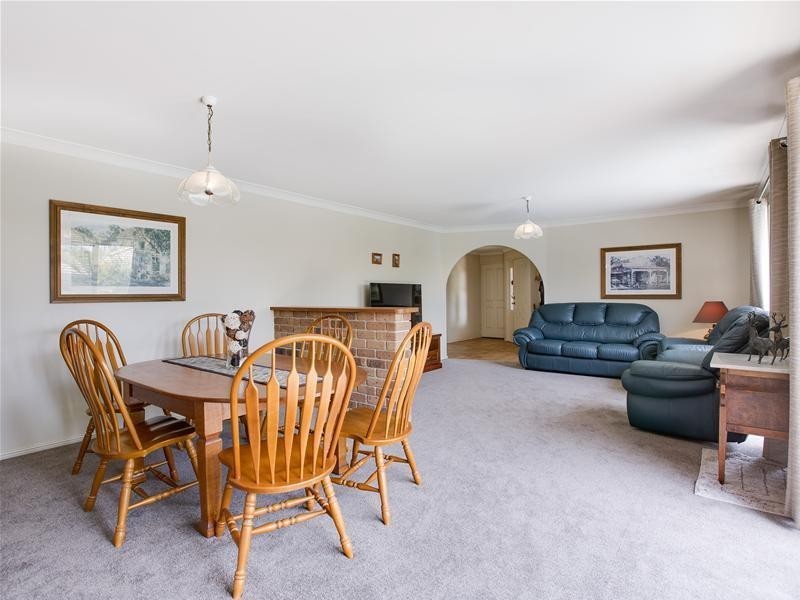 81 Jagora Drive, Albany Creek QLD 4035