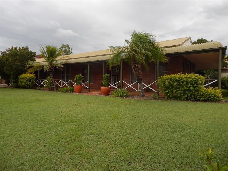 1 Preston Close, Albany Creek QLD 4035