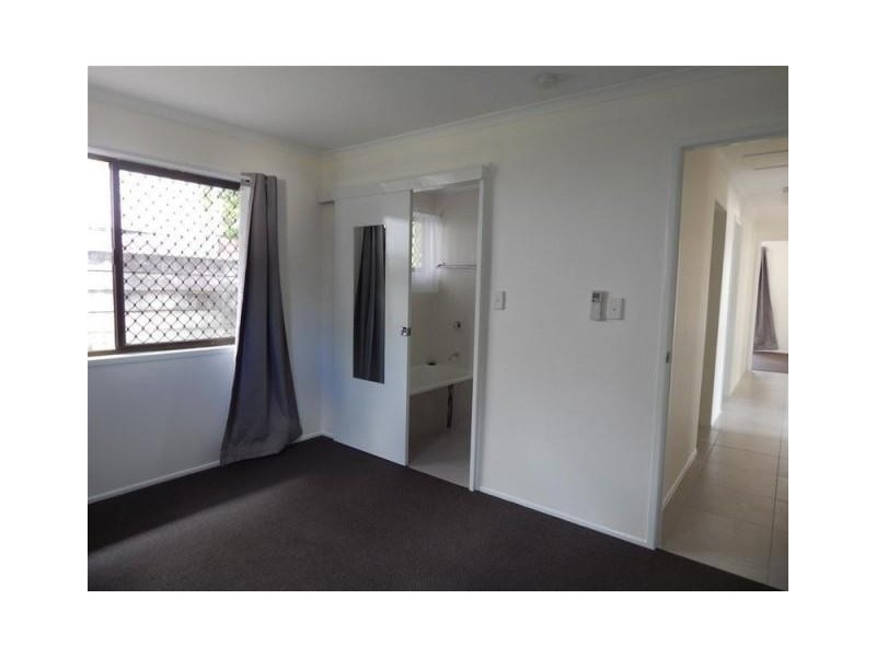19 Heatherlea Street, Brendale QLD 4500