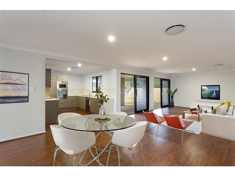 21 Grevillea Place, Bridgeman Downs QLD 4035