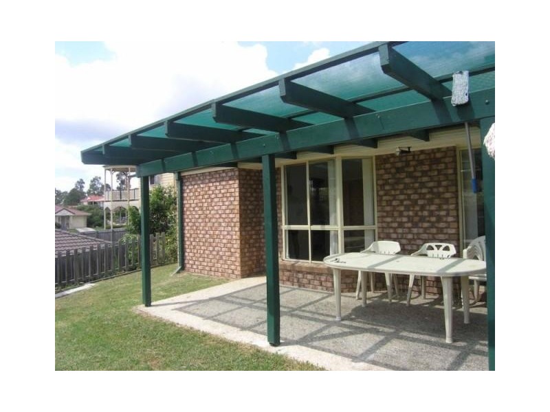 17 Granada Drive, Eatons Hill QLD 4037