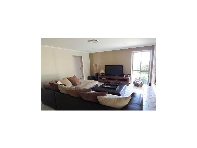 7 Atoll Crescent, Eatons Hill QLD 4037