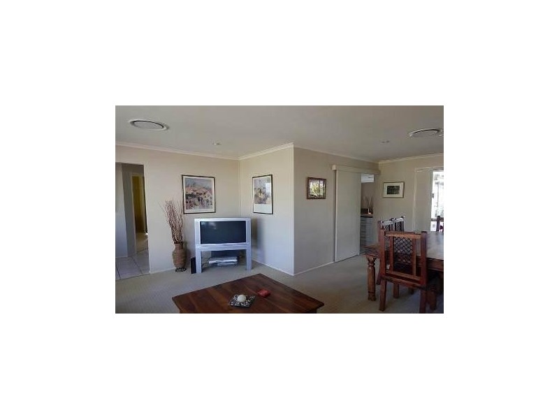 7 Atoll Crescent, Eatons Hill QLD 4037