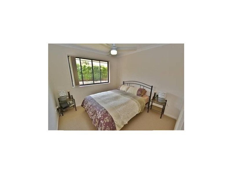 8 Silver Rock Court, Glass House Mountains QLD 4518