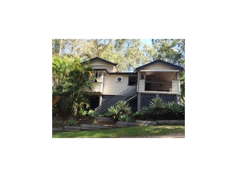 252 Eatons Crossing Road, Warner QLD 4500