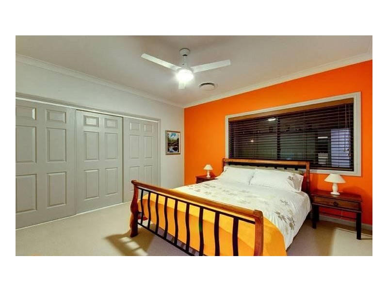 26 Yarraman Street, Arana Hills QLD 4054