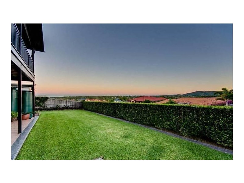 26 Yarraman Street, Arana Hills QLD 4054