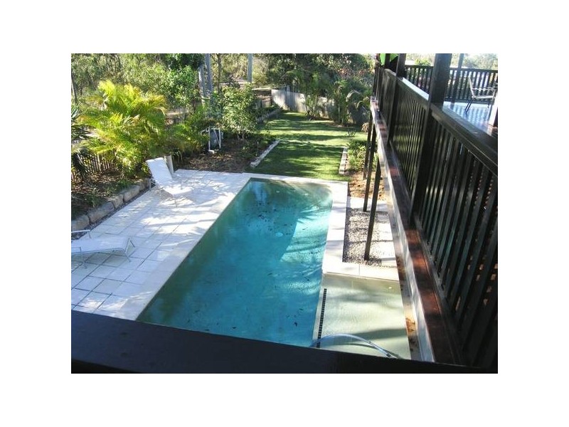 Eatons Hill QLD 4037