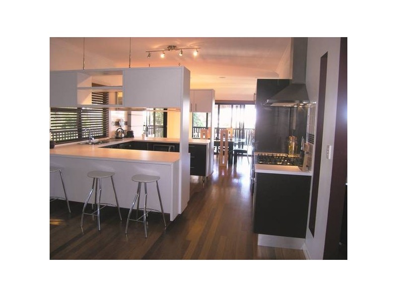 Eatons Hill QLD 4037