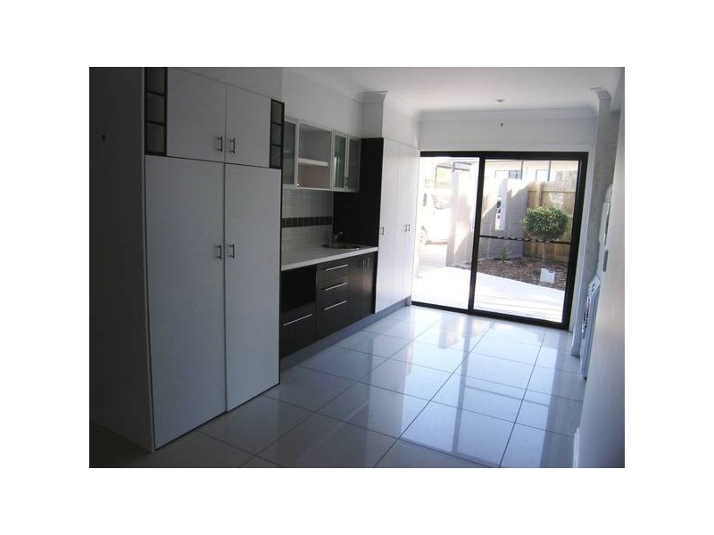 Eatons Hill QLD 4037