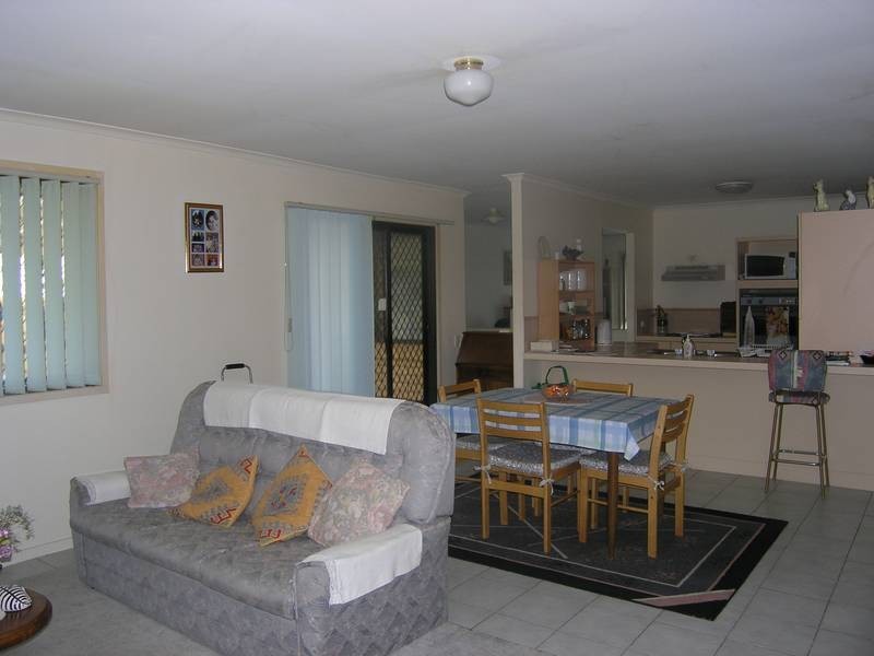 4 Ballinger Crescent, Albany Creek QLD 4035