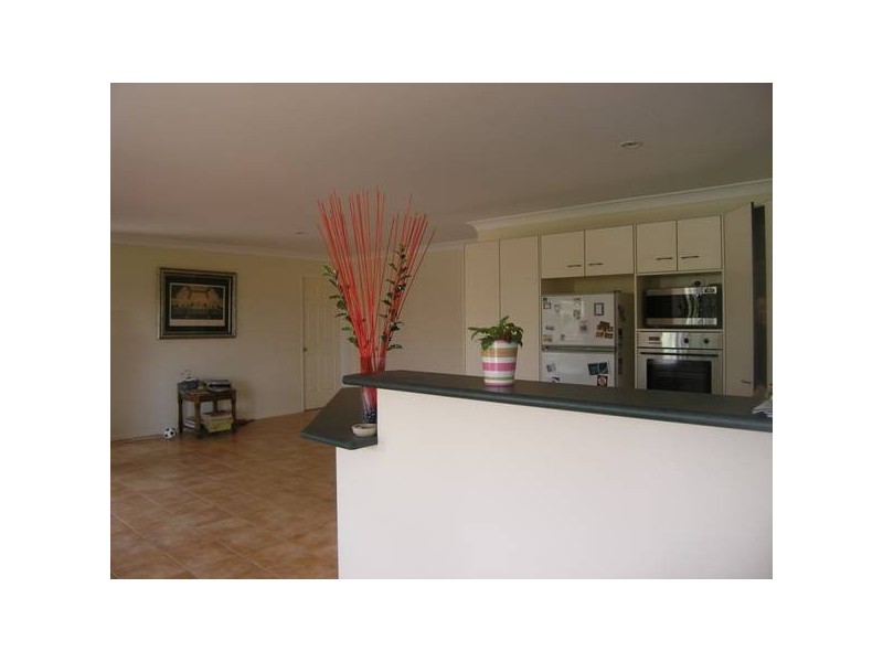 3 Rothschild Street, Eatons Hill QLD 4037