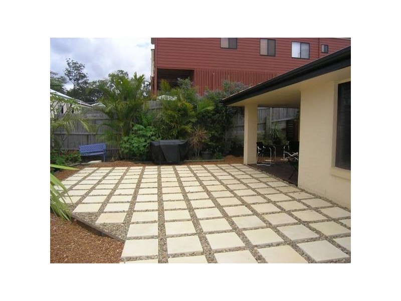 3 Rothschild Street, Eatons Hill QLD 4037