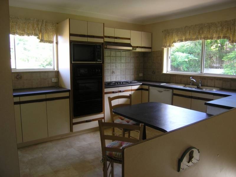 11 Bunya Park Drive, Eatons Hill QLD 4037