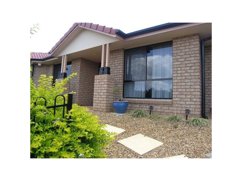 1 Toro Court, Eatons Hill QLD 4037