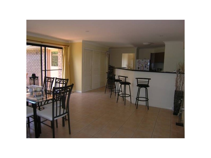 1 Toro Court, Eatons Hill QLD 4037