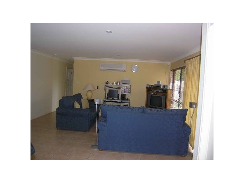 1 Toro Court, Eatons Hill QLD 4037