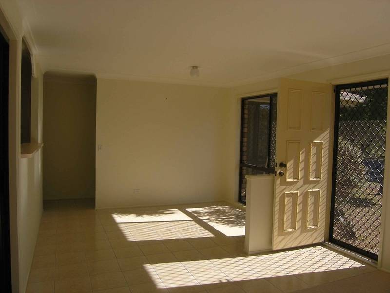 8 Frederick Street, Albany Creek QLD 4035