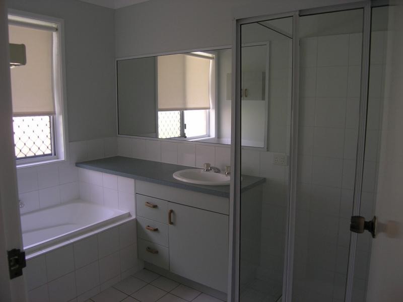 66 Thiess Drive, Albany Creek QLD 4035