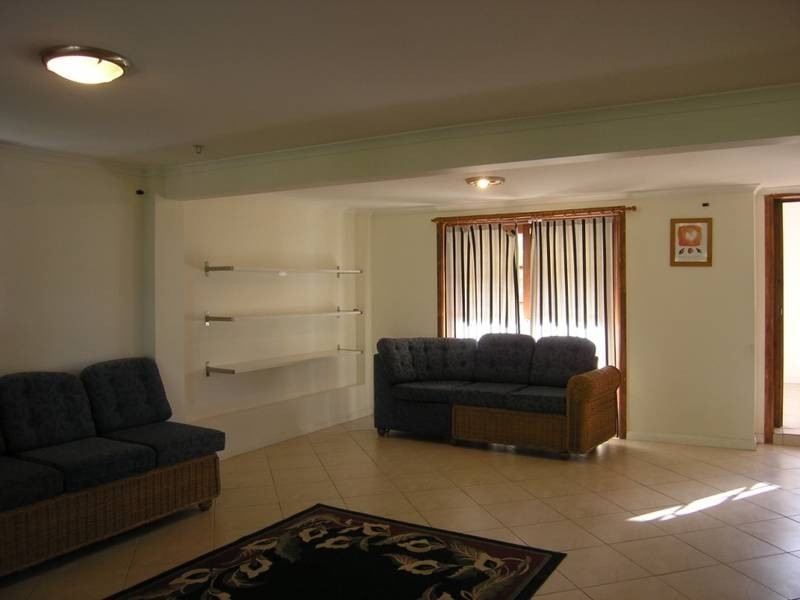 9 Olympus Court, Eatons Hill QLD 4037