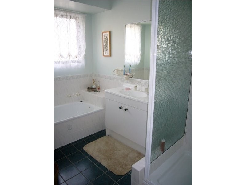 10 Pascali Crescent, Eatons Hill QLD 4037