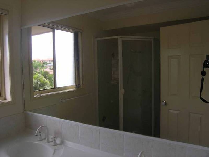 17 Granada Drive, Eatons Hill QLD 4037