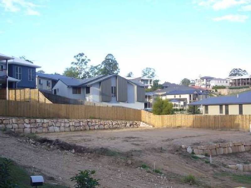 Eatons Hill QLD 4037