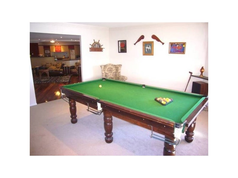 Eatons Hill QLD 4037