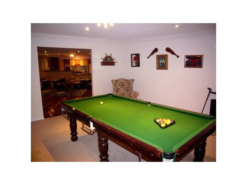 Eatons Hill QLD 4037