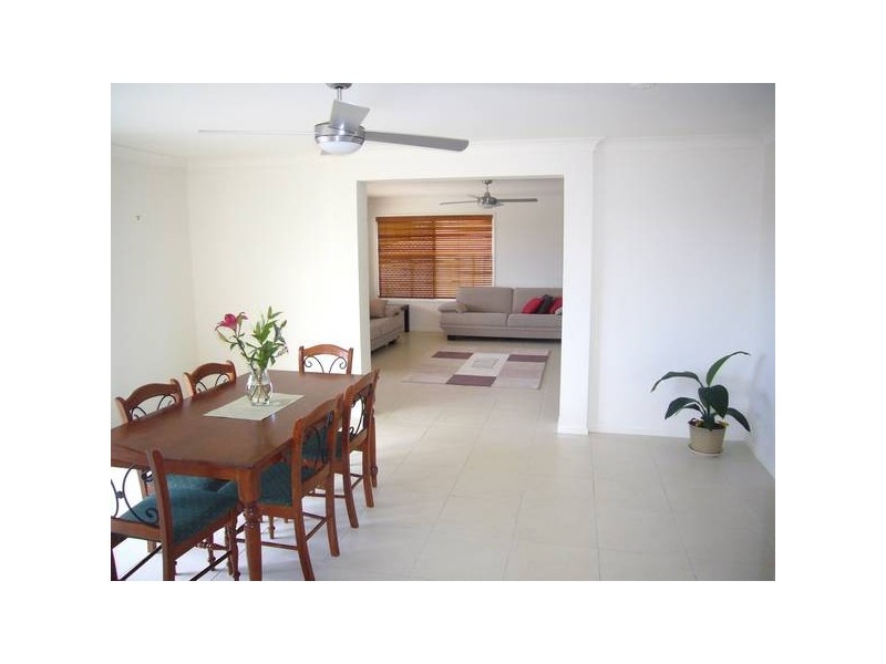 Eatons Hill QLD 4037