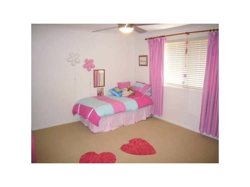 Eatons Hill QLD 4037