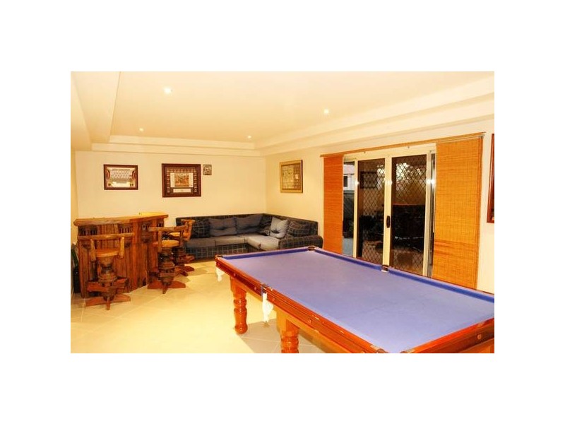 Eatons Hill QLD 4037