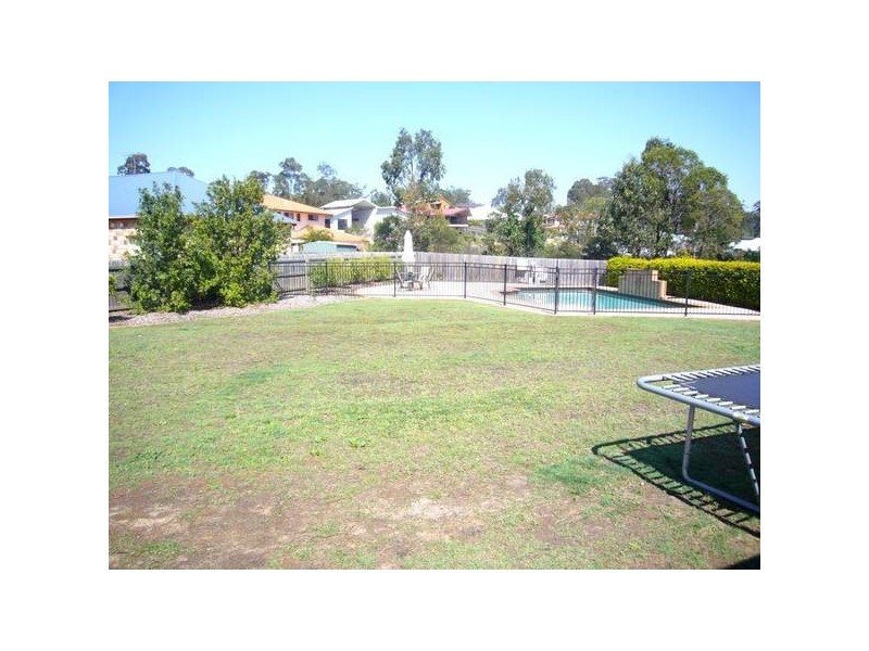 Eatons Hill QLD 4037