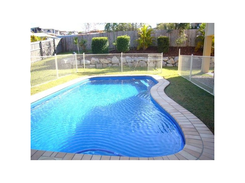 Eatons Hill QLD 4037