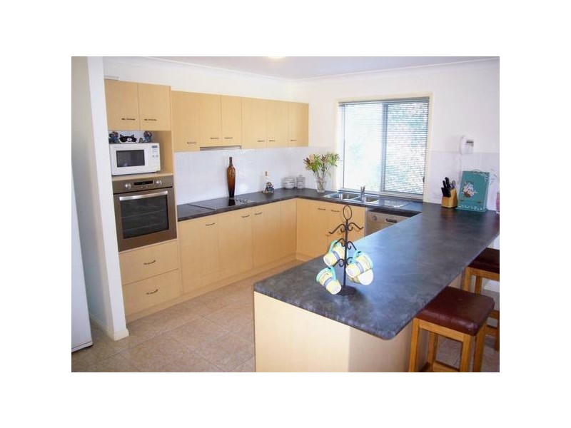 Eatons Hill QLD 4037