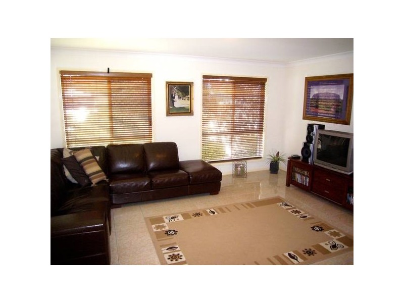 Eatons Hill QLD 4037