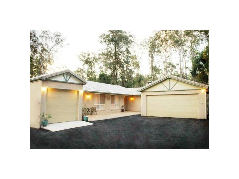 Eatons Hill QLD 4037