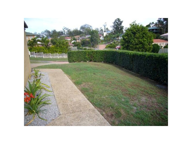 1 Excelcia Court, Eatons Hill QLD 4037