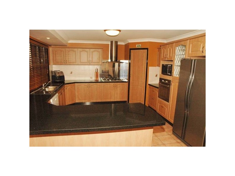 Eatons Hill QLD 4037