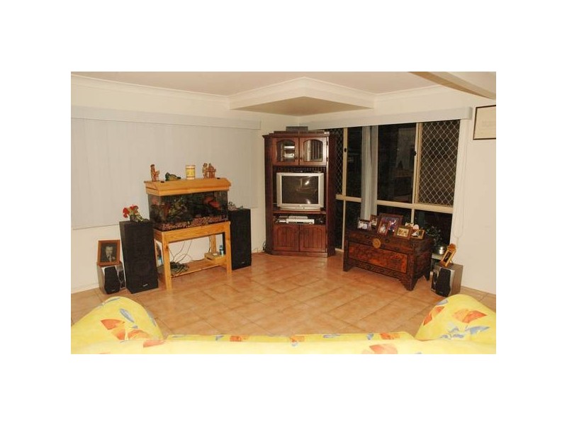 Eatons Hill QLD 4037