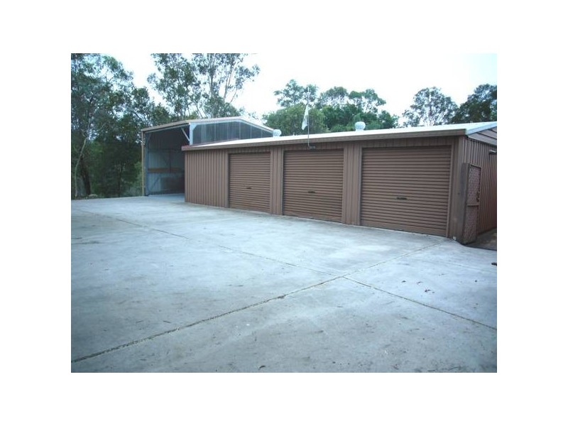 Eatons Hill QLD 4037