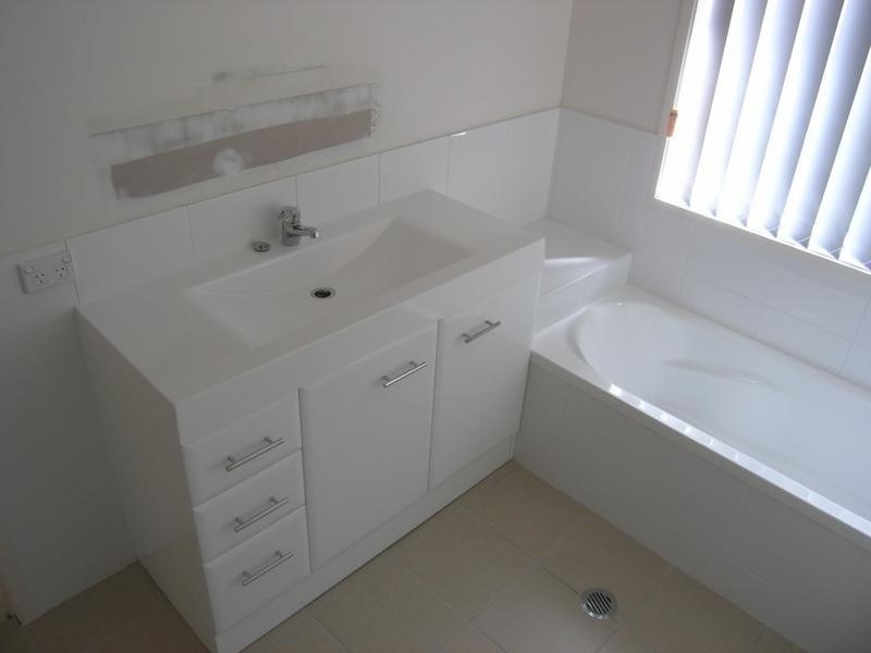 8 Jubilee Terrace, Eatons Hill QLD 4037