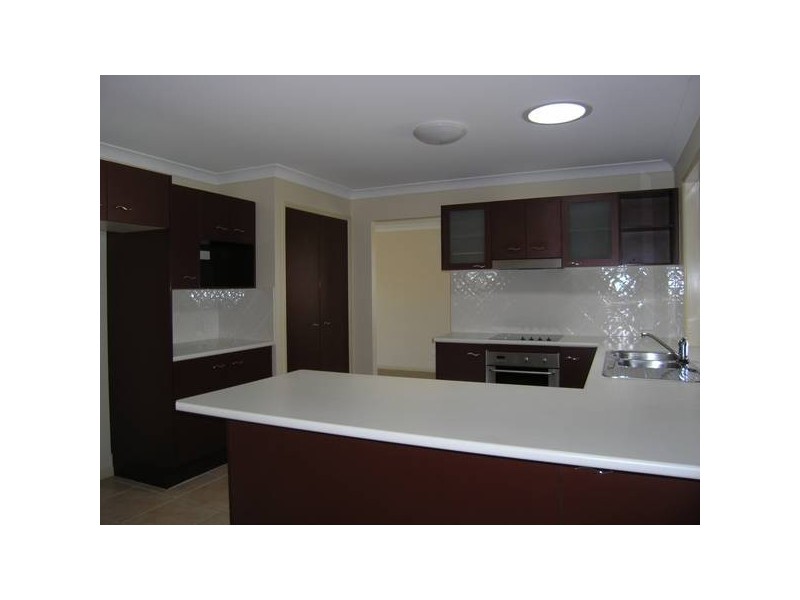 80 Hayward Avenue, Cashmere QLD 4500