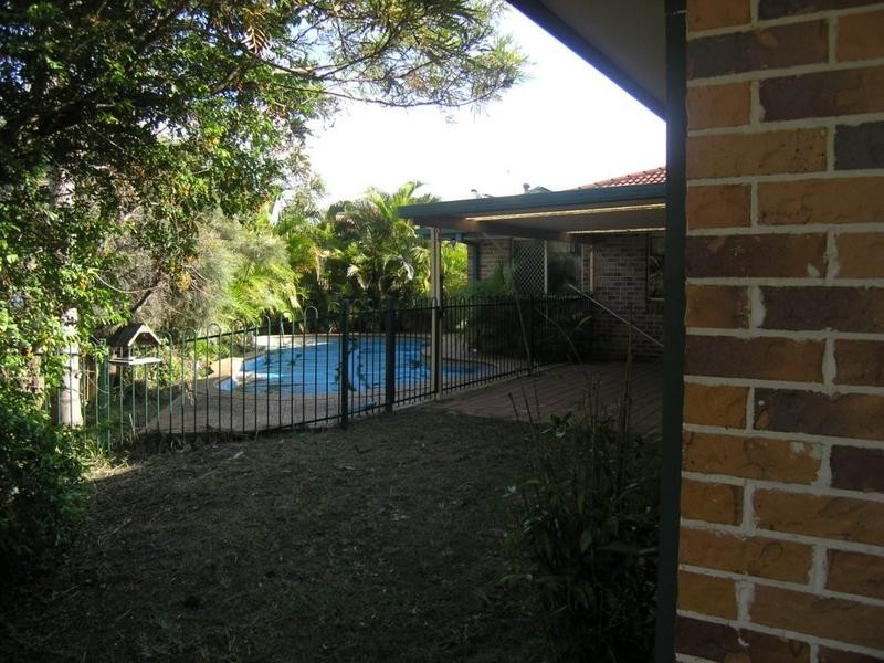 11 Glenside Place, Bridgeman Downs QLD 4035