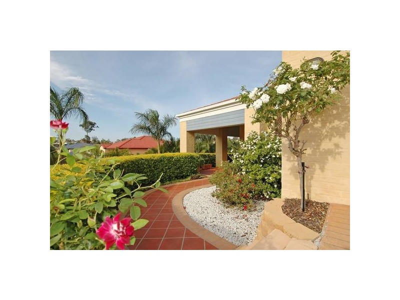 Eatons Hill QLD 4037